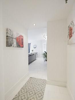 Art Deco Ocean Walk Apartments マイアミビーチ エクステリア 写真